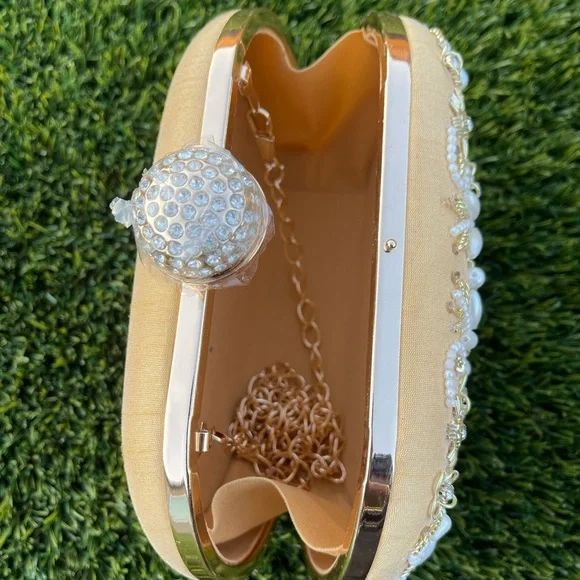 Clutch party purse - Picture 3 of 5